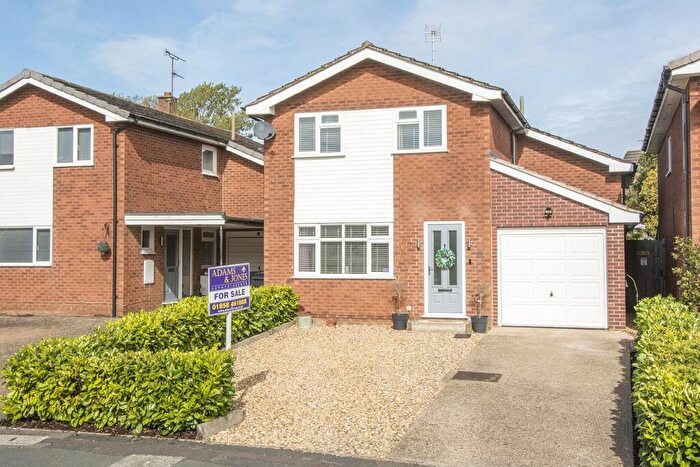 4 Bedroom Detached House For Sale In Pochin Drive, Market Harborough, LE16