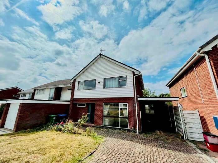 1 Bedroom Flat To Rent In Room, Valley Road, Leamington Spa, CV32