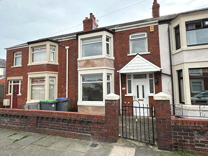 3 Bedroom House To Rent In Kingston Avenue, Blackpool, FY4
