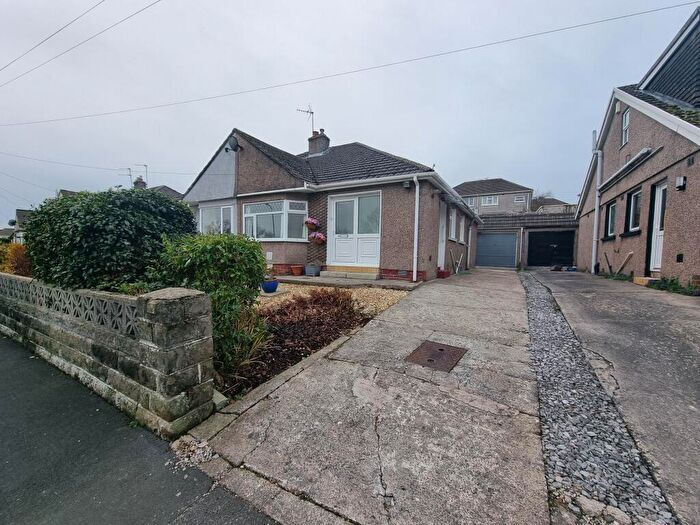 2 Bedroom Semi-Detached Bungalow For Sale In Wordsworth Avenue, Bridgend, CF31