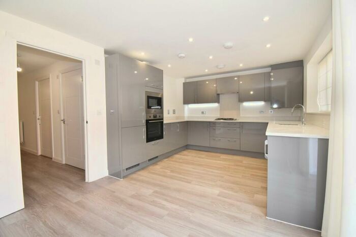 4 Bedroom Terraced House To Rent In Bell Farm Way, Hersham, Walton-on-Thames, KT12