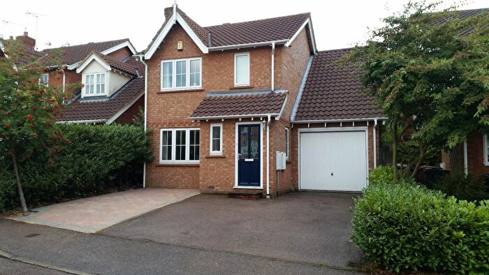 3 Bedroom Detached House To Rent In Martins Drive, Hertford, SG13