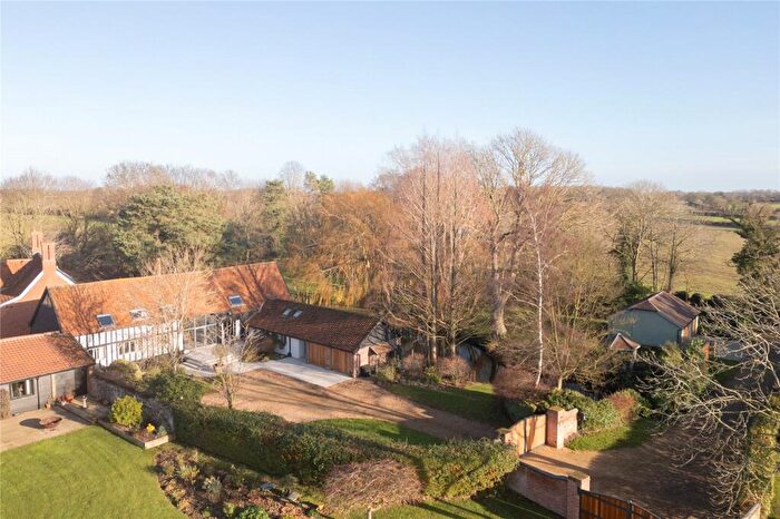 4 Bedroom Detached House For Sale In Wramplingham Road, Wymondham, Norfolk, NR18