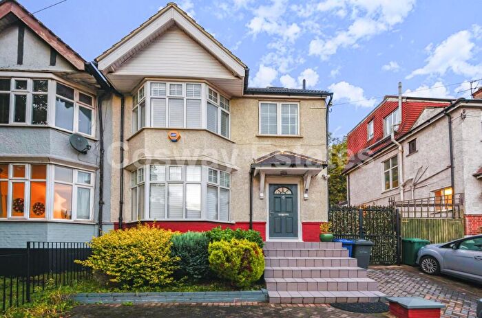 5 Bedroom Semi Detached House For Sale In Bunns Lane, Mill Hill, NW7