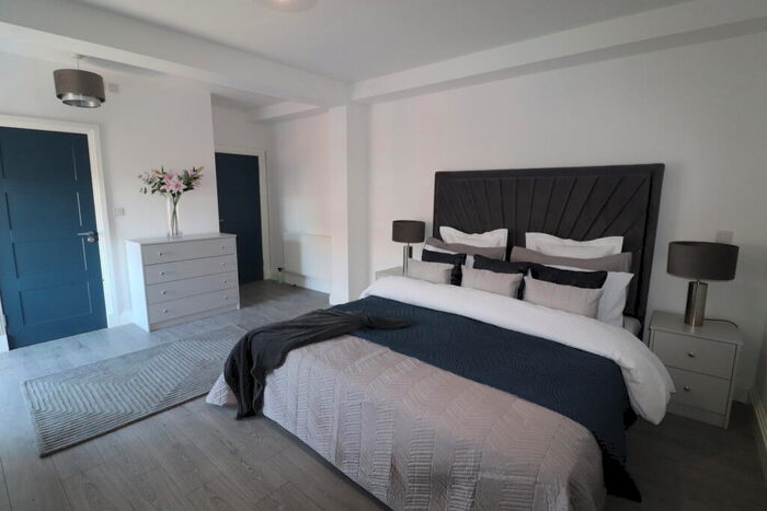 2 Bedroom Apartment To Rent In Great Hampton Street, Birmingham, B18