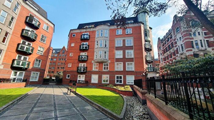 1 Bedroom Apartment To Rent In Velvet Court, Granby Row, Manchester, M1