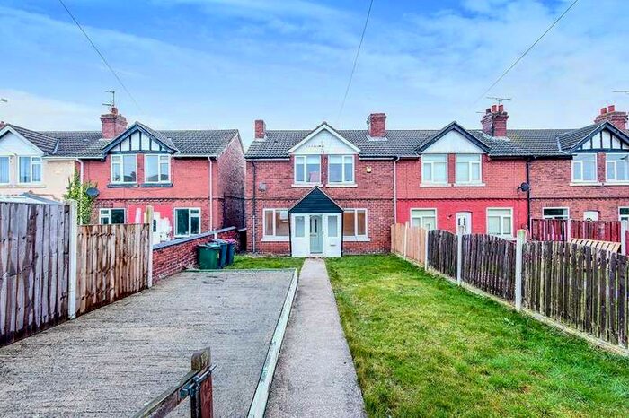 4 Bedroom Semi-Detached House To Rent In West Street, Thurcroft, Rotherham, South Yorkshire, S66