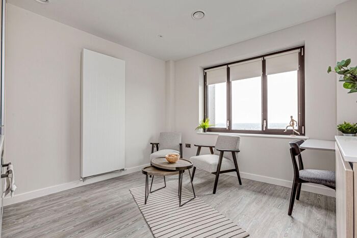 Studio To Rent In College Road, Croydon, CR0