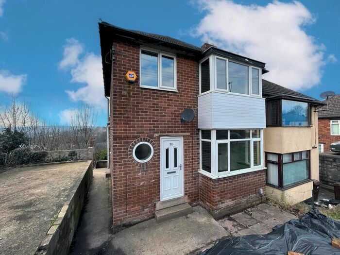 3 Bedroom House To Rent In Bevercotes Road, Sheffield, S5