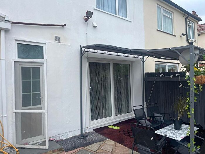 3 Bedroom Property To Rent In Kenmore Avenue, Harrow, HA3
