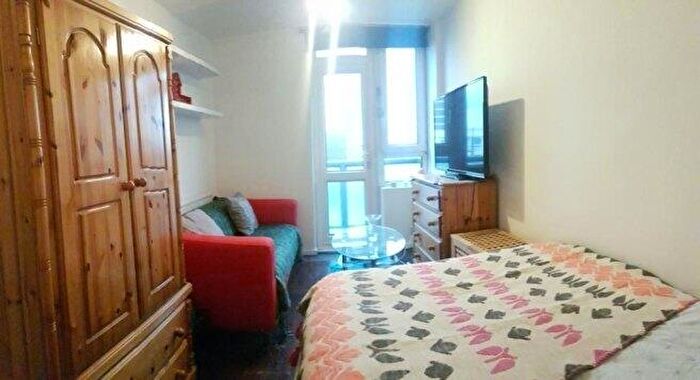 4 Bedroom Flat To Rent In Balmes Road, N1