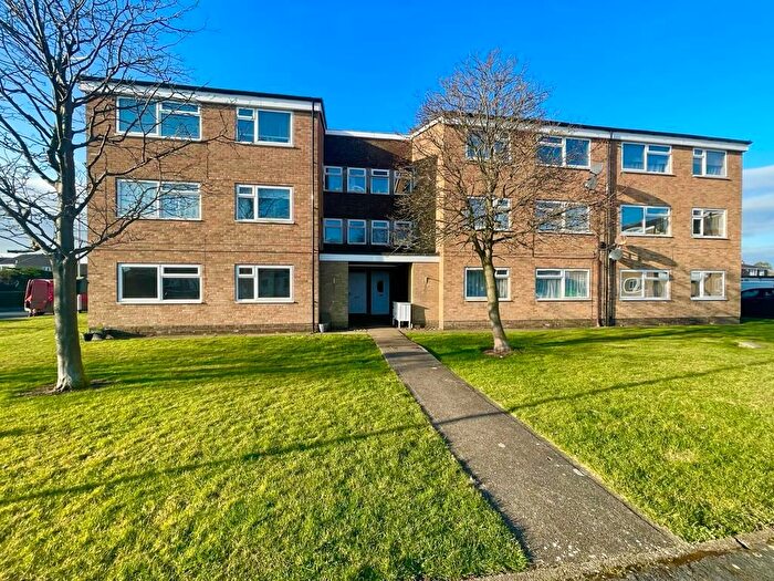 2 Bedroom Flat To Rent In Magdalen Court, Hedon, Hull, HU12