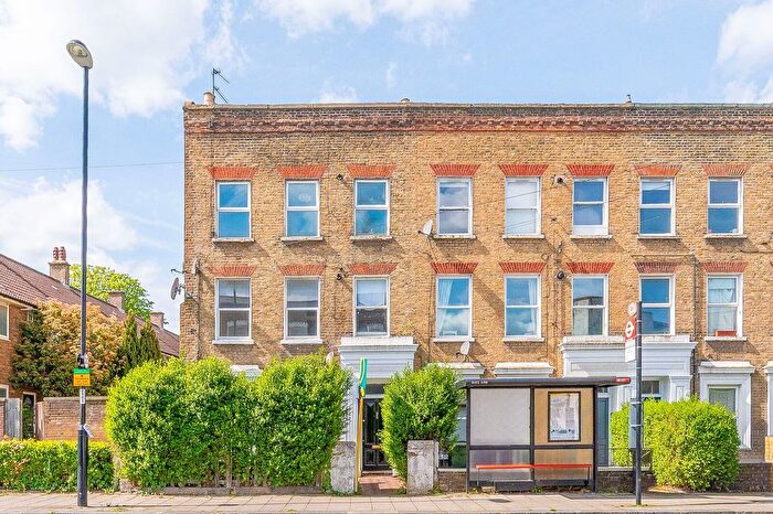 2 Bedroom Flat To Rent In Kent House Road, New Beckenham, London, SE26