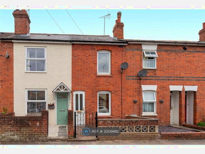 2 Bedroom Terraced House To Rent In Albany Road, Reading, RG30