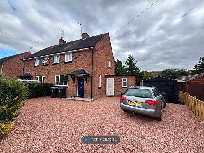 2 Bedroom Semi-Detached House To Rent In Alauna Avenue, Alcester, B49