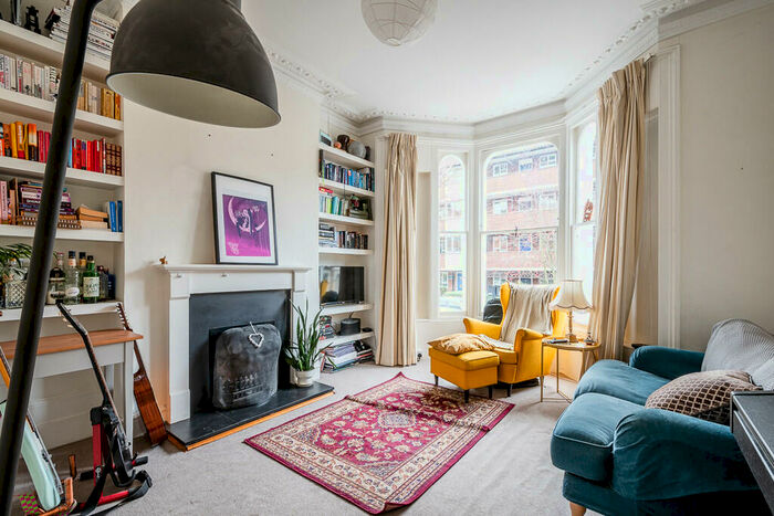 1 Bedroom Flat To Rent In Glenarm Road, Clapton, E5