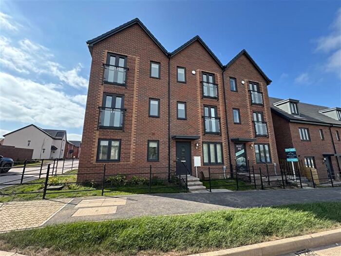 3 Bedroom House To Rent In Gainsborough Road, Bristol, BS10