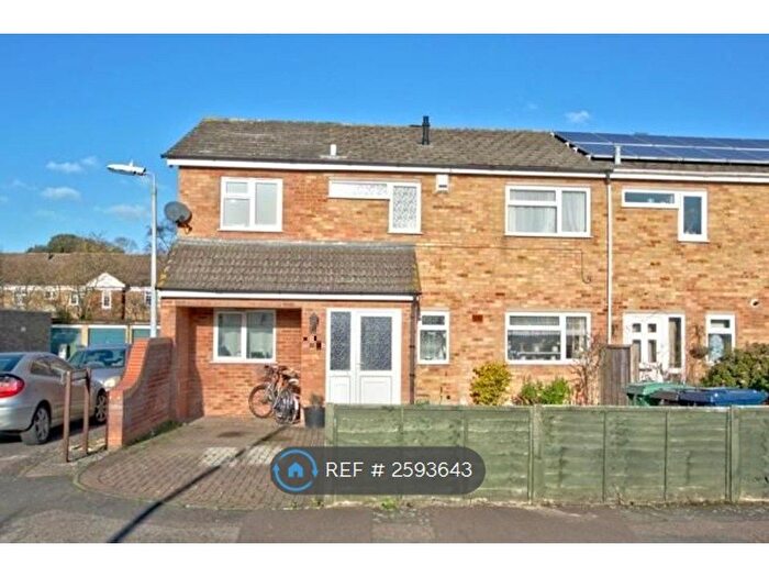 4 Bedroom End Of Terrace House To Rent In Beverley Way, Cambridge, CB2