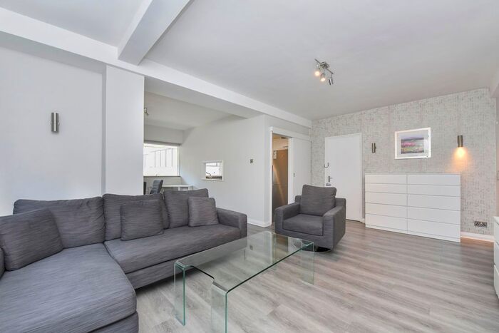 2 Bedroom Flat To Rent In Amen Lodge, Warwick Lane, EC4M