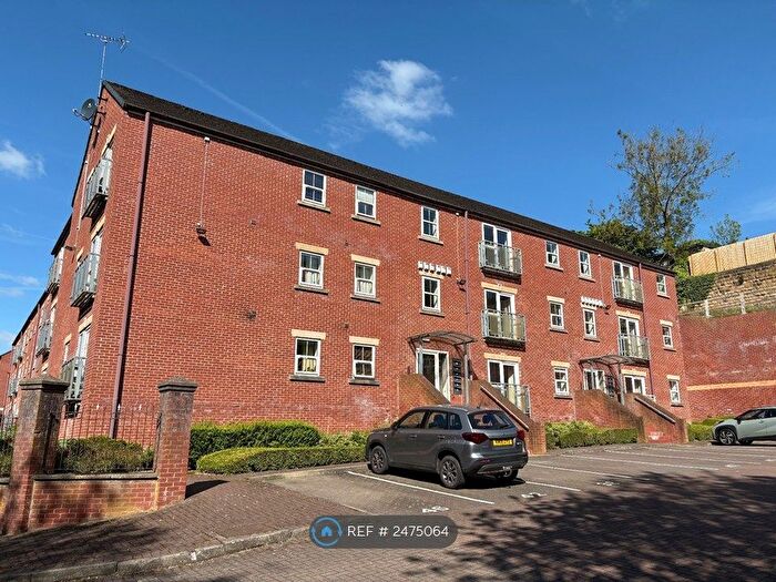 1 Bedroom Flat To Rent In Pullman Court, Morley, Leeds, LS27