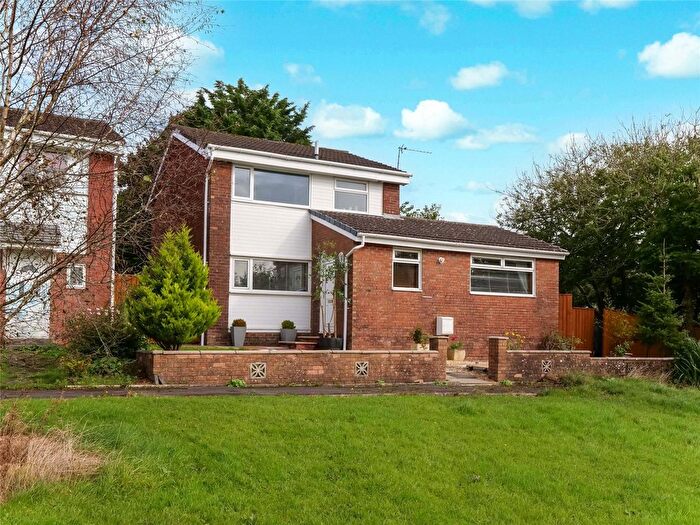 3 Bedroom Detached House For Sale In Rannoch Close, Stewarton, Kilmarnock, East Ayrshire, KA3