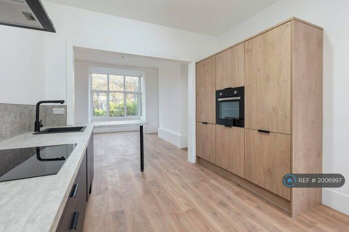 1 Bedroom Flat To Rent In St. Annes Road East, Lytham St. Annes, FY8