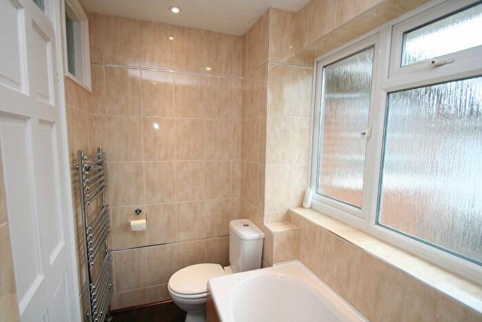 1 Bedroom Terraced House To Rent In Brickfield Farm Gardens, Farnborough, BR6
