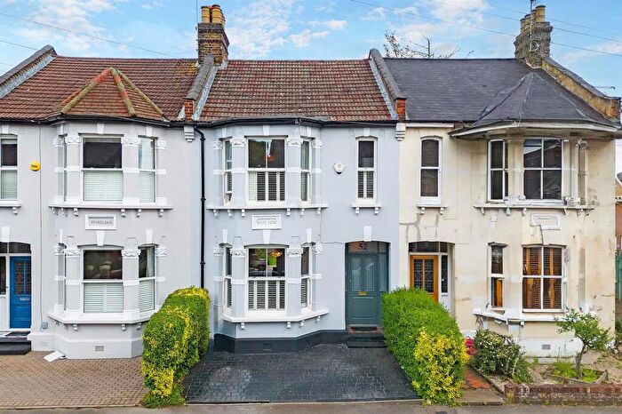 4 Bedroom Terraced House For Sale In St. Thomas Road, Brentwood, CM14