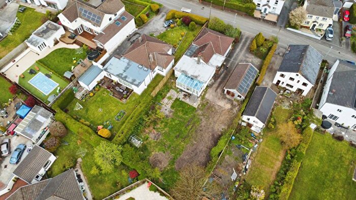 4 Bedroom Bungalow For Sale In Tirmynydd Road, Three Crosses, Swansea, SA4