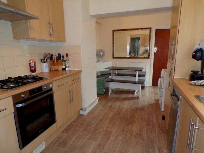 4 Bedroom Terraced House To Rent In Edmund Road, Southsea, Hampshire, PO4