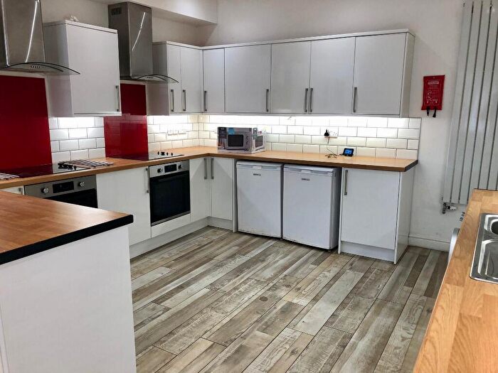 7 Bedroom Detached House To Rent In Henry Road, Lenton, Nottingham, NG7