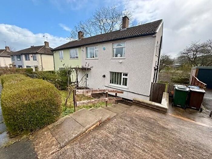 3 Bedroom Semi Detached House For Sale In Springdale Crescent, Thorpe Edge, Bradford, BD10