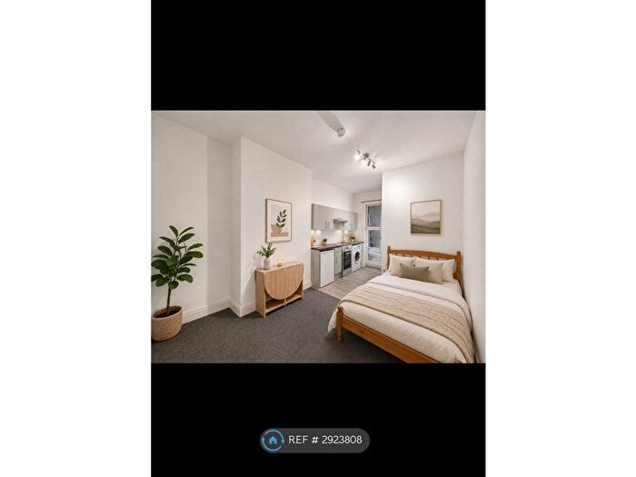 Studio To Rent In Stanley Road, Worcester, WR5