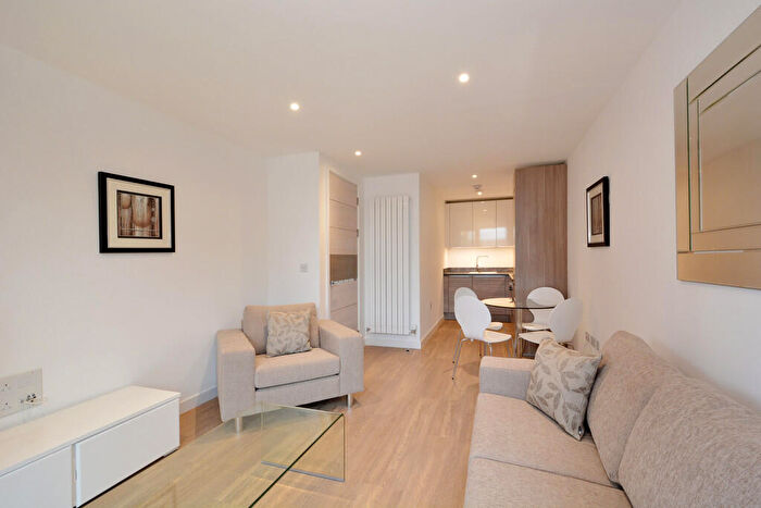 1 Bedroom Apartment To Rent In Royal Victoria Gardens, Whiting Way, SE16