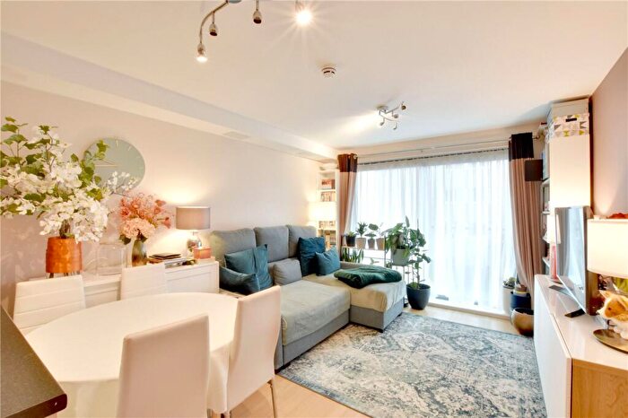 1 Bedroom Apartment To Rent In Berber Parade, Shooters Hill, London, SE18