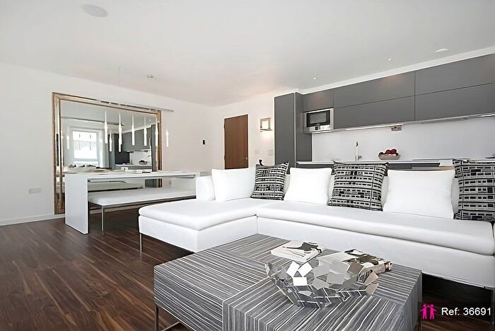 2 Bedroom Flat For Sale In Ratcliffe Cross Street, London, E1