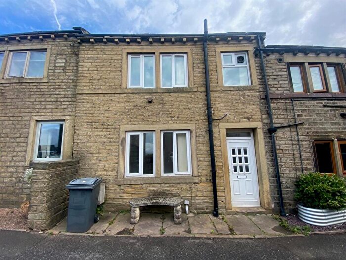 1 Bedroom Terraced House To Rent In High Street, Golcar, Huddersfield, HD7