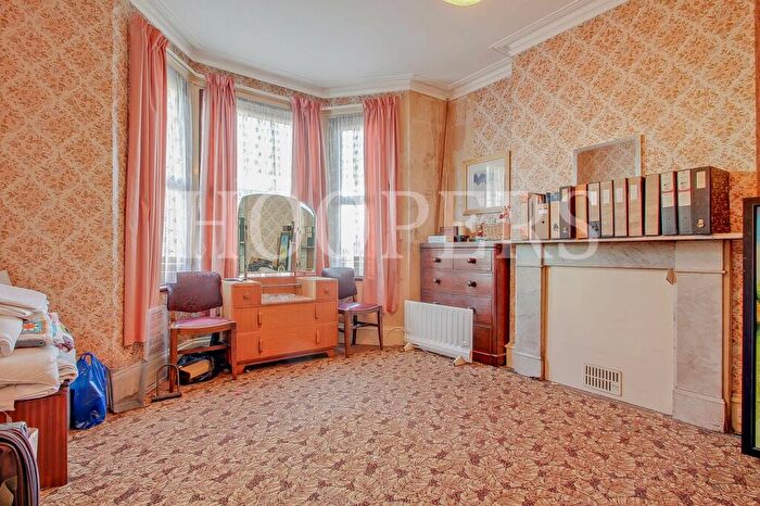 3 Bedroom Terraced House For Sale In West Ella Road, London, NW10