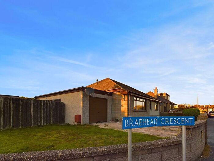 4 Bedroom Detached Bungalow For Sale In Braehead Crescent, Peterhead, AB42