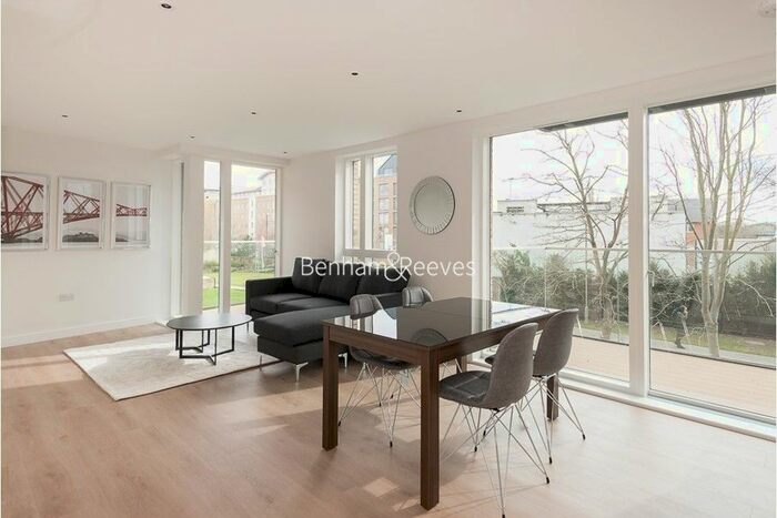 2 Bedroom Flat To Rent In Heritage Place, Brentford, TW8