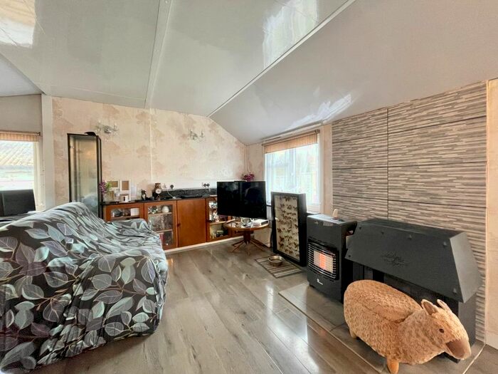 2 Bedroom Detached Bungalow For Sale In The Glebe, Hemsby, Great