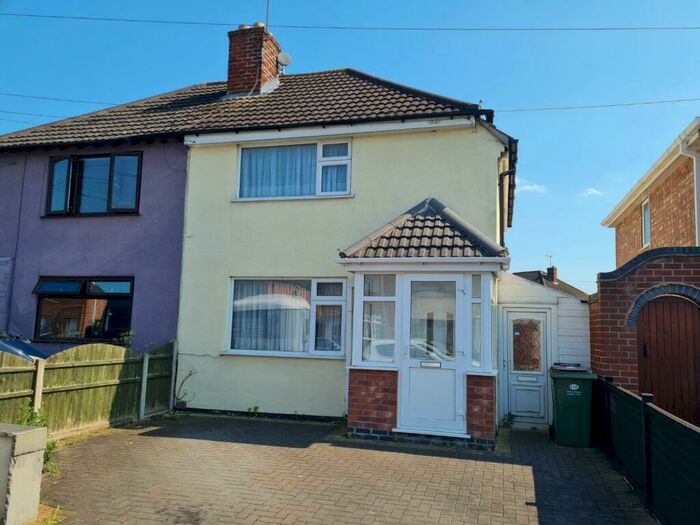 3 Bedroom House To Rent In Burleigh Avenue, Wigston, LE18