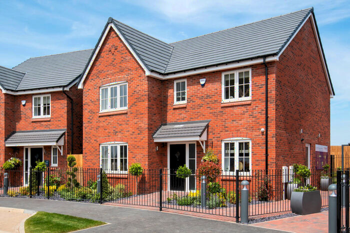 4 Bedroom Detached House For Sale In Mason Road, Bedford, Bedfordshire, MK42