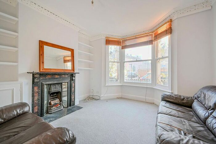 4 Bedroom Terraced House To Rent In Bulwer Street, Shepherd's Bush, London, W12