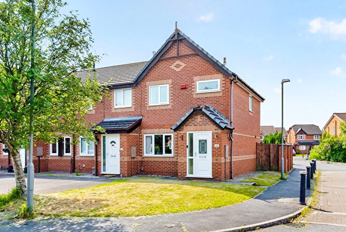 3 Bedroom End Terrace House For Sale In Skipton Close, Bamber Bridge, Preston, PR5