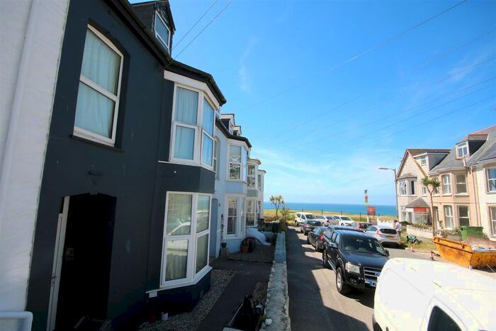 1 Bedroom Flat To Rent In Trevose Avenue, Newquay, Cornwall, TR7