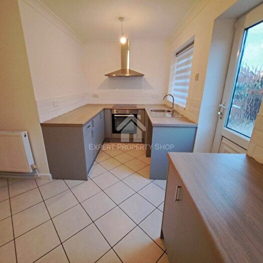 5 Bedroom Semi Detached House To Rent In Anston Avenue, Worksop, S81