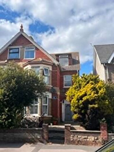 1 Bedroom Property To Rent In Abbotsbury Road, Weymouth, DT4