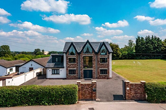 6 Bedroom Detached House For Sale In Heaton Dene, Chorley Road, Westhoughton, Bolton, BL5
