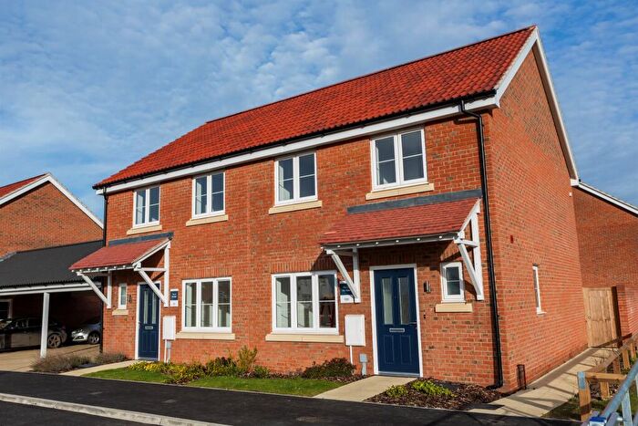 3 Bedroom Semi-Detached House For Sale In Cooper Gardens, Stradbroke, Eye, IP21